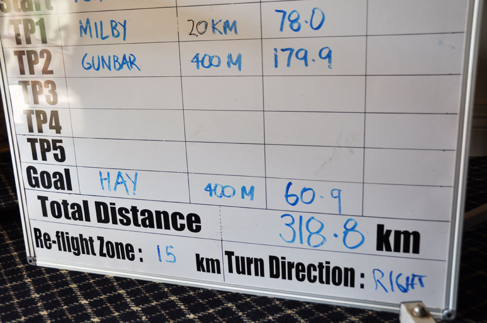 318 km task to Hay (308 km optimized distance) ~ 318 км таск до Хэя (308 км оптимизированный маршрут)
